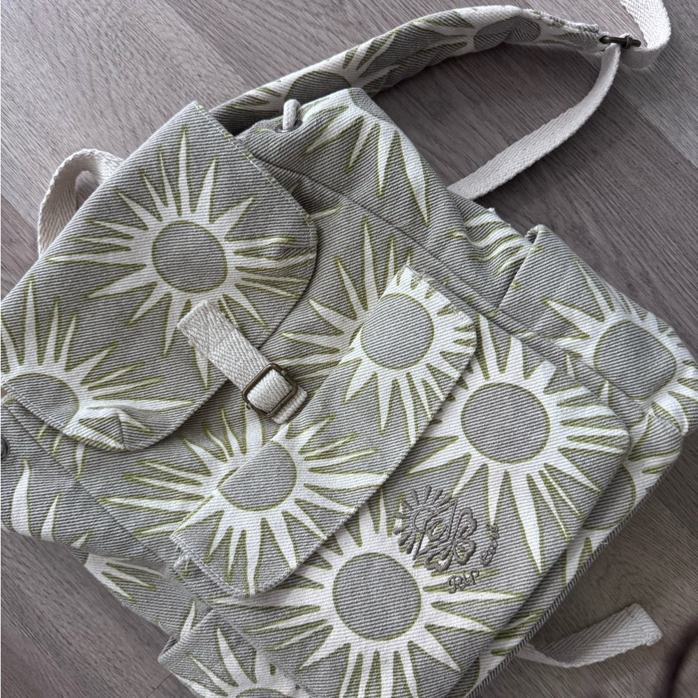 Sunburst Patterned Backpack - Picture 3 of 5